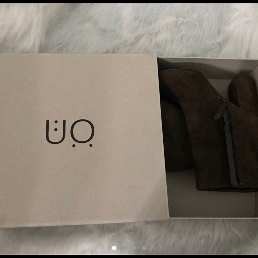 Brown boots